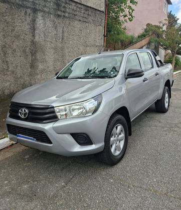 TOYOTA HILUX 2.8 POWER PACK 4X4 CD 16V DIESEL 4P MANUAL TOYOTA HILUX 2.8 POWER PACK 4X4 CD 16V DIESEL 4P MANUAL